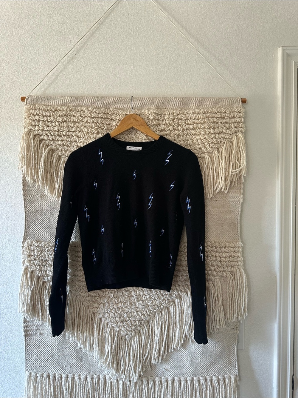 Equipment Ryder Lightning Bolt 100% Cashmere Sweater - Picture 1 of 6
